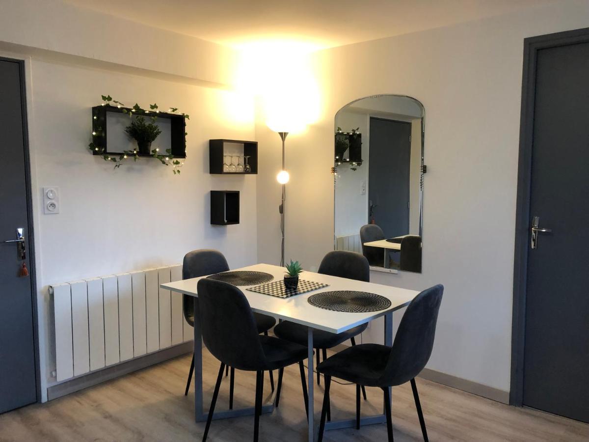 Ferienwohnung Le Clemenceau Péronne Exterior foto